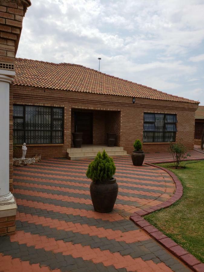 Granchis Guesthouse Ледиг Экстерьер фото